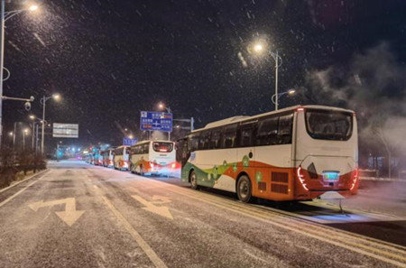 零故障零延誤零投訴！宇通氫燃料客車交出冬奧護航“綠色成績單”(圖2)